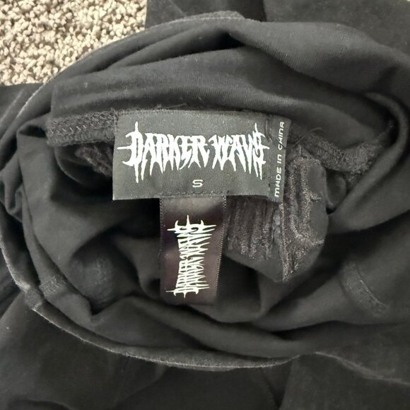 Darker Wavs Men's Turtle Neck Top - Picture 4 of 6